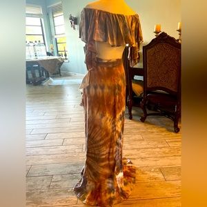 OLIVACEOUS Two piece stunner